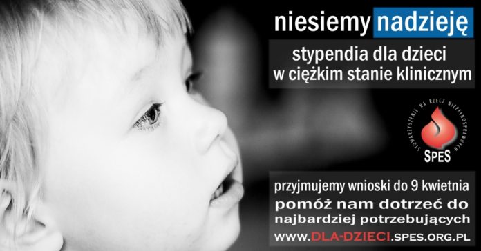 Plakat: po lewej stronie - twarz dziecka, po prawej napis - 